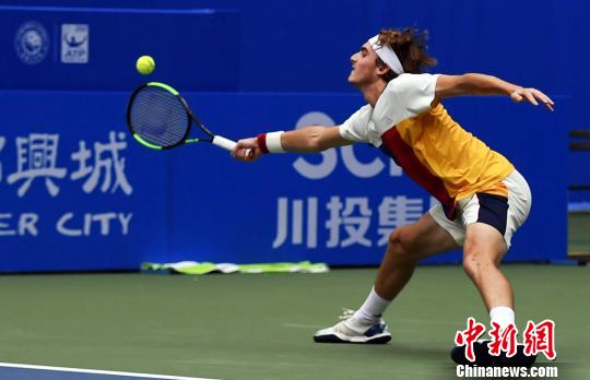 更是球员个 更是球员个