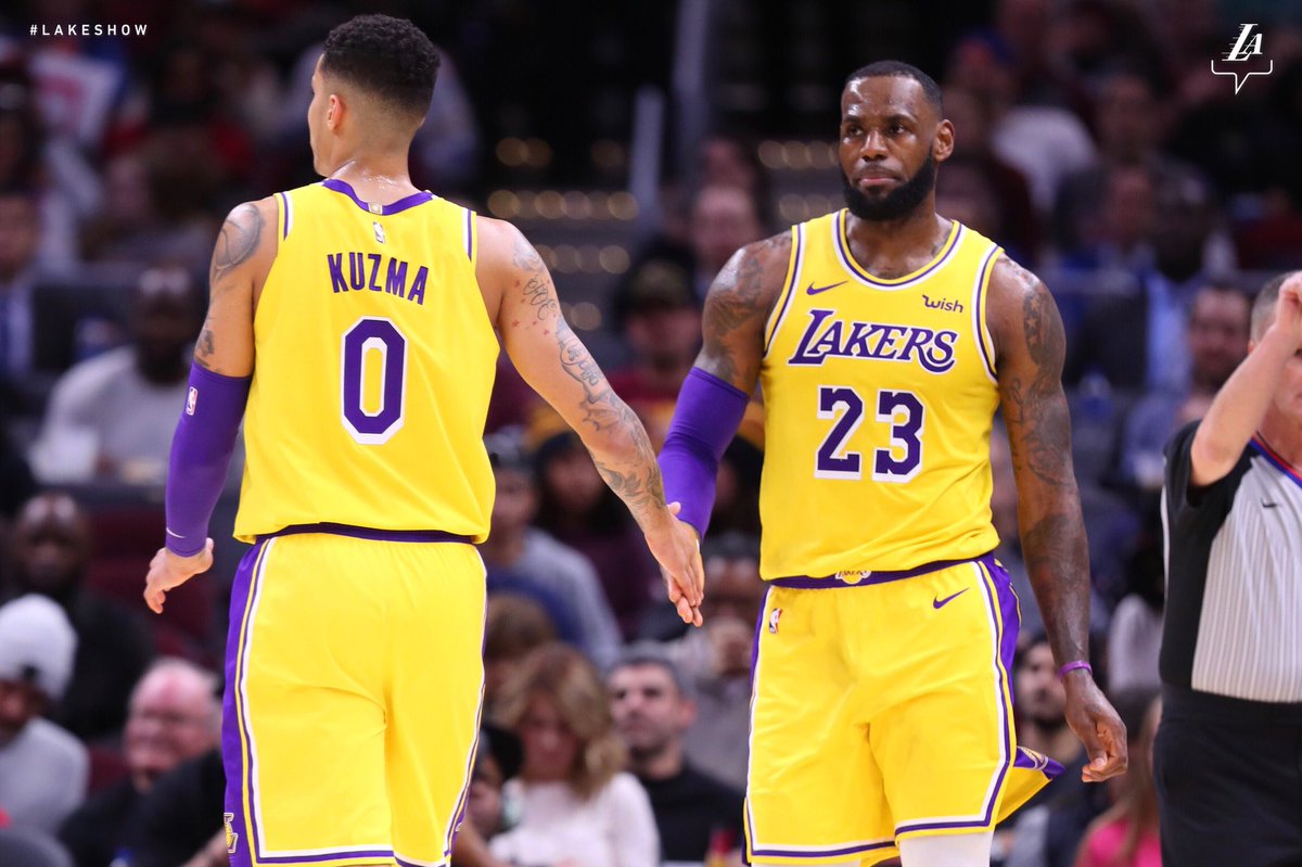 且个人失误 且个人失误